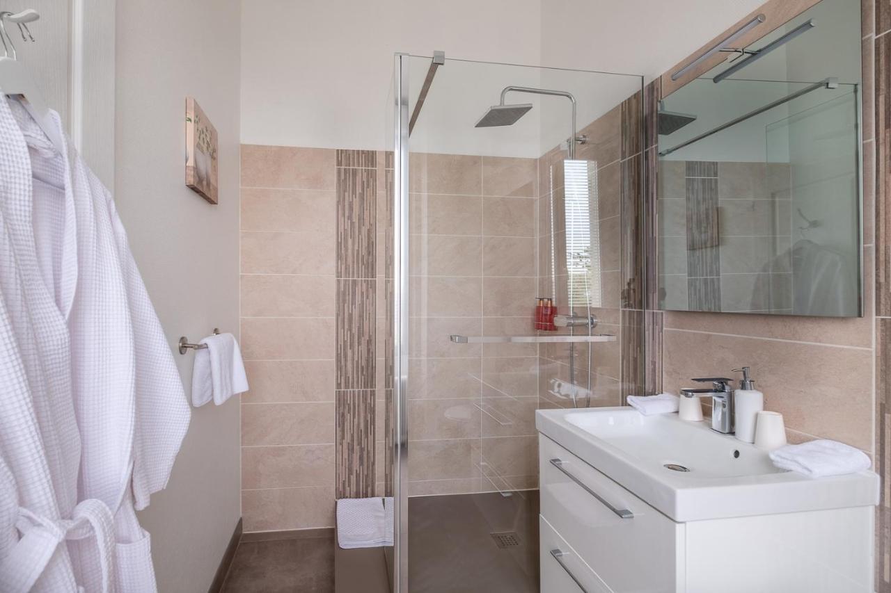 Manoir Des Bertinieres Hotel Cravant-les-Coteaux Eksteriør billede