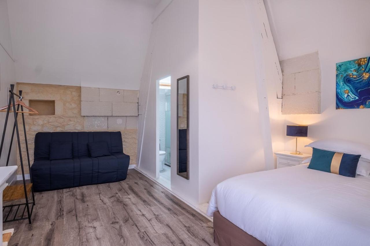 Manoir Des Bertinieres Hotel Cravant-les-Coteaux Eksteriør billede