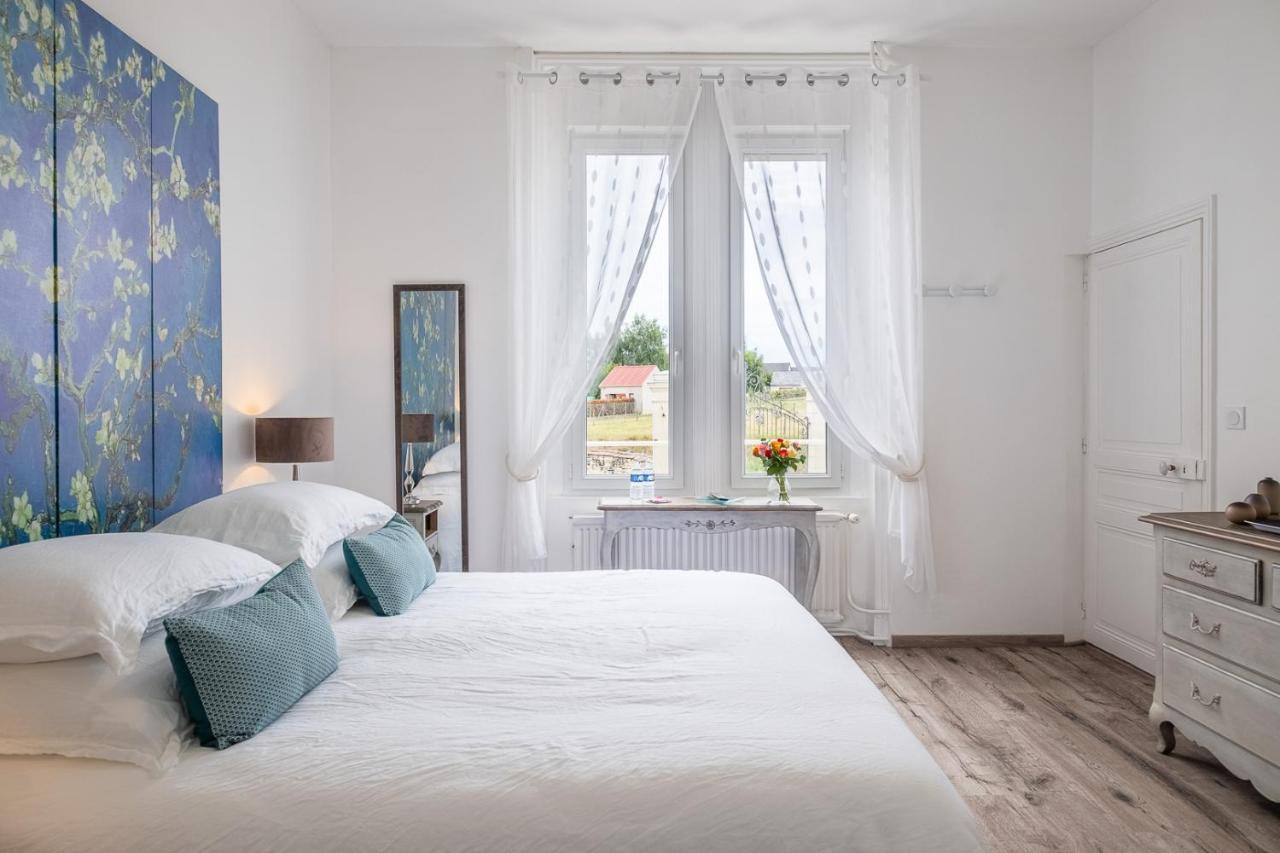 Manoir Des Bertinieres Hotel Cravant-les-Coteaux Eksteriør billede